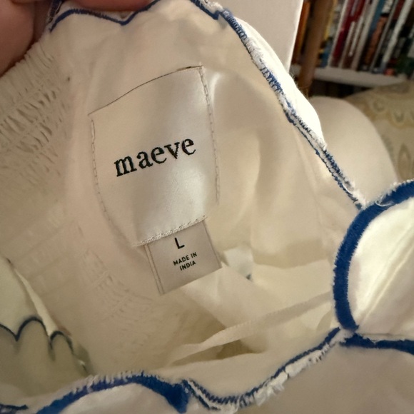 Maeve Top with Blue Floral Embroidery - Picture 4 of 4